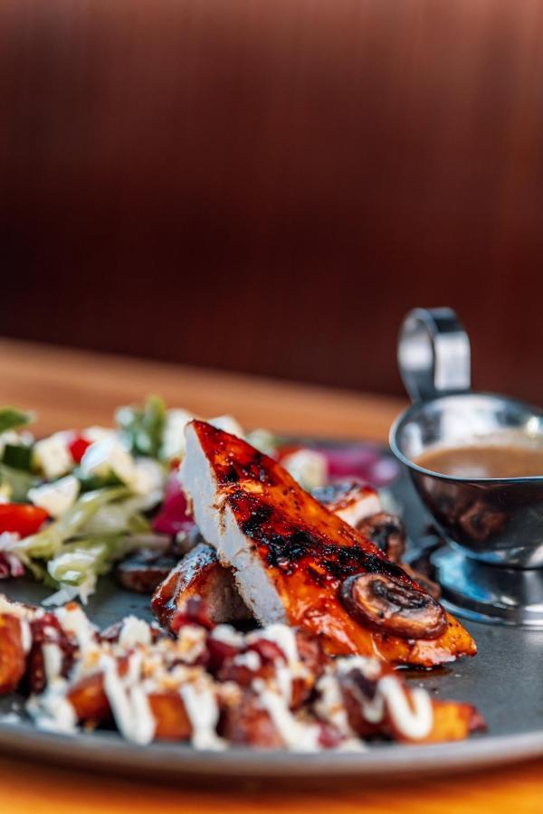 North West Restaurant & Guesthouse Vithigerthi المظهر الخارجي الصورة